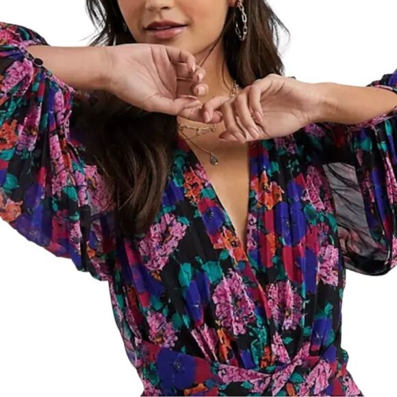 La Maison Talulah Fantasia Sweet Talk Mini Dress Size X- Small - Picture 8 of 11